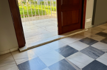 Itinerario accesible, puerta