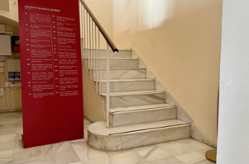 Escalera del museo