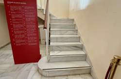 Escalera del museo