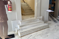 Escalera del museo