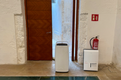 Acceso al aseo desde Aula Capitular