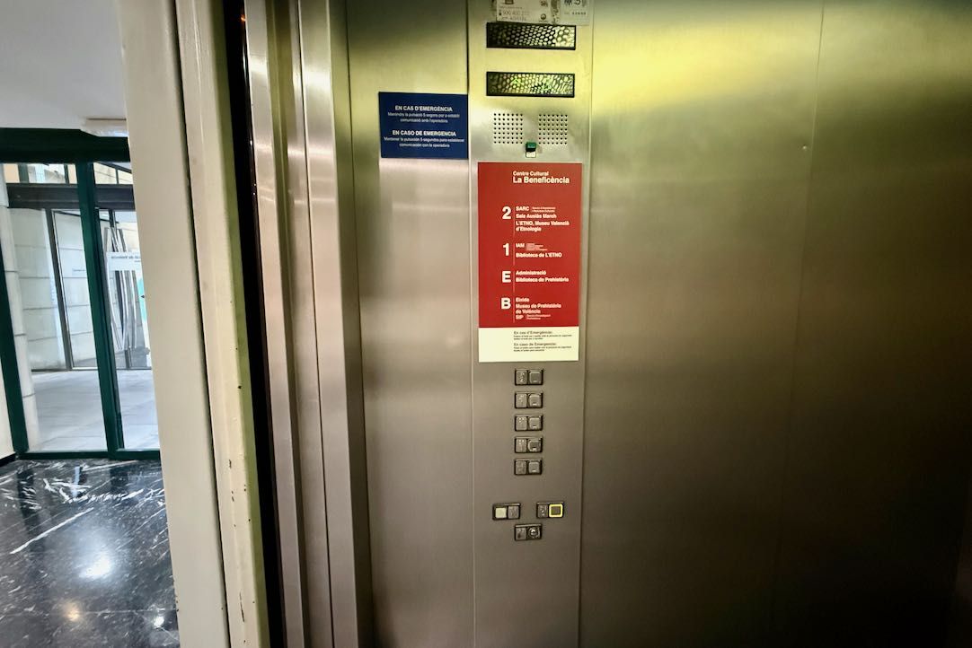 Panel de control de la cabina